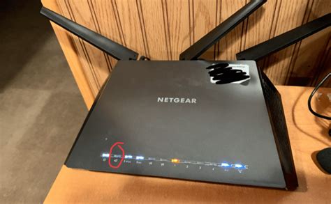 Hi, I have a netgear WNDR3400 100nar router, dual band, 2. . Netgear router blue light 5ghz